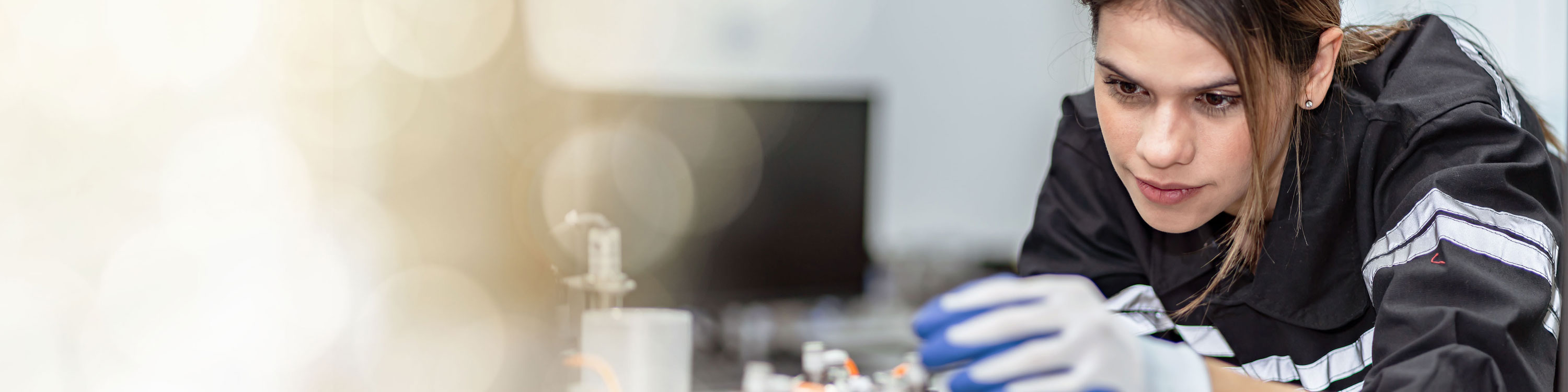 offene Stellen Ausbildung Duales Studium CNC Programmierer CNC-Programmierer Fräser Drehen Maschinenbediener Mitarbeiter Lager